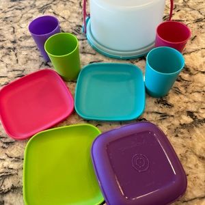 Tupperware mini kids play set.
